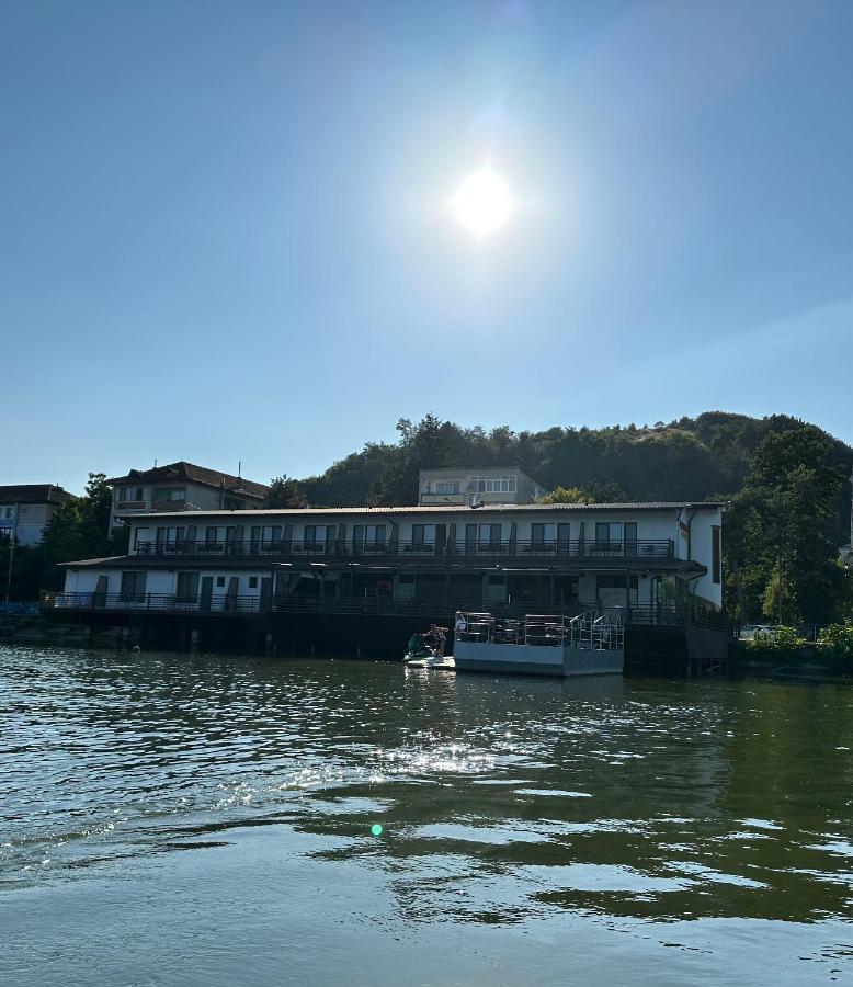 Melin Residence Orsova Luaran gambar